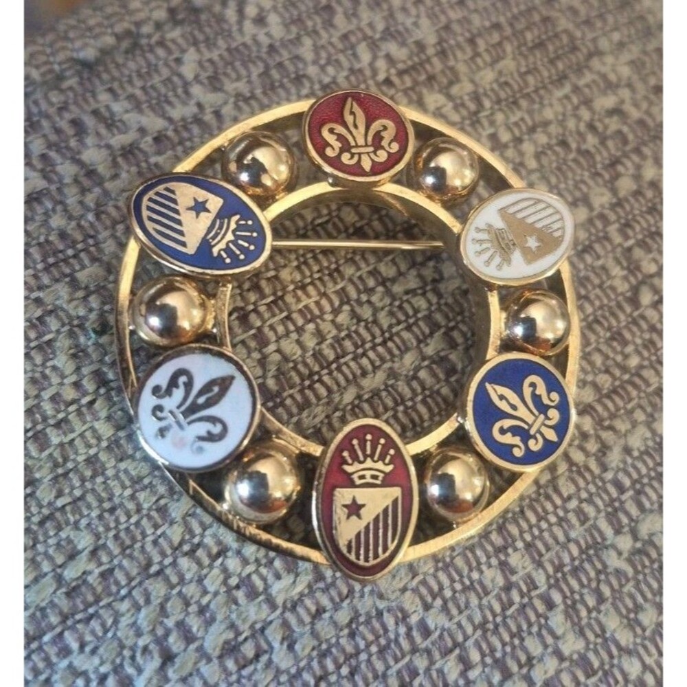 Vintage Heraldic Brooch Pin Fleur De Lis Shield Royal Lily